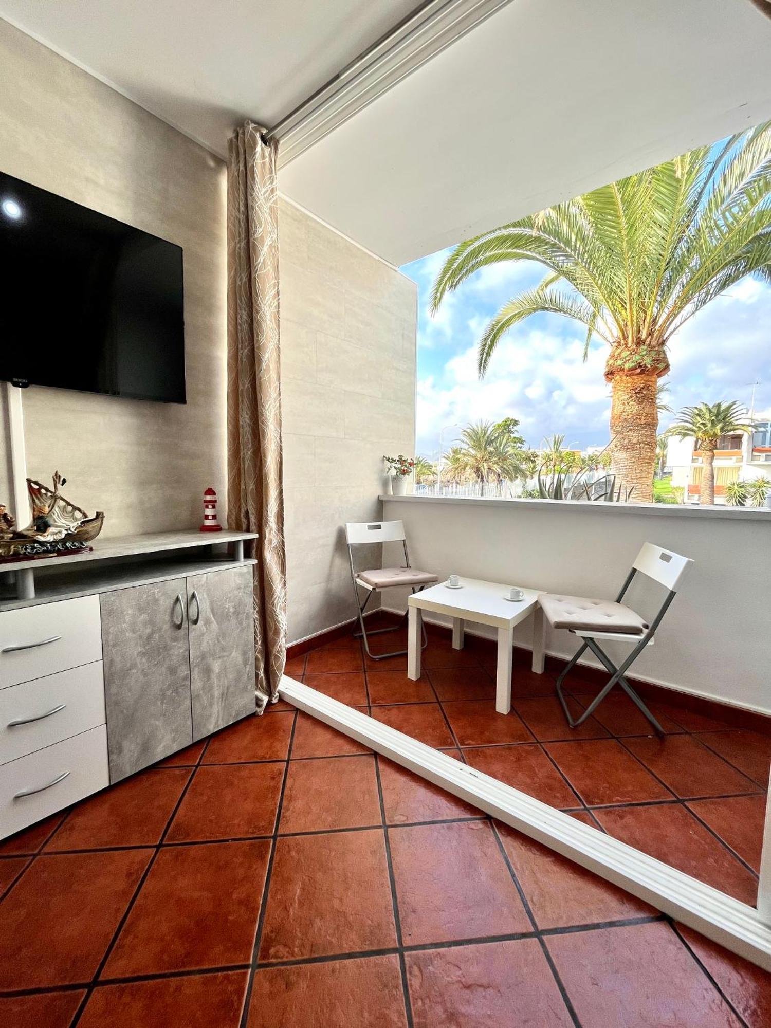 Primavera Holiday Apartment Arona  Buitenkant foto