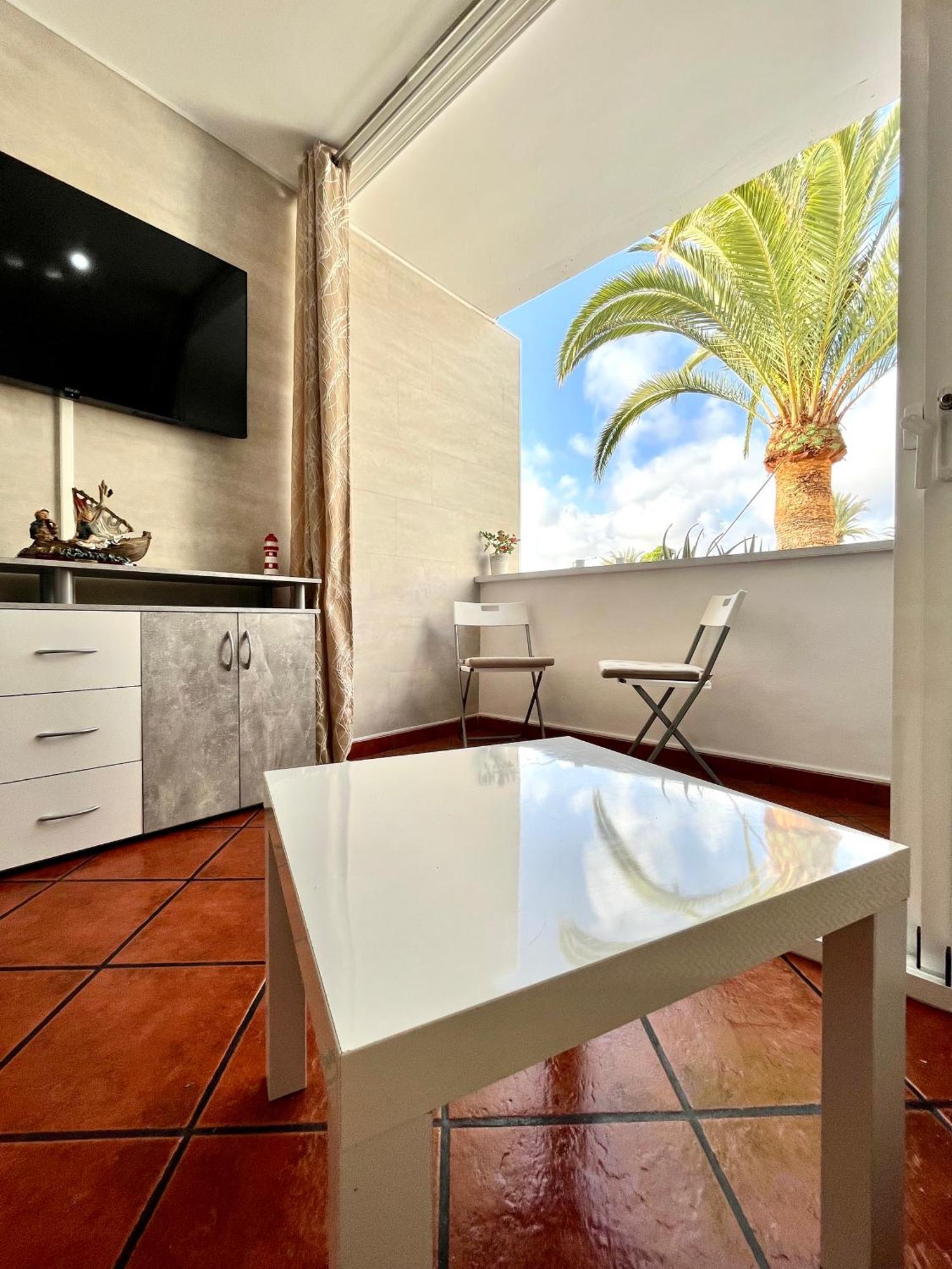 Primavera Holiday Apartment Arona  Buitenkant foto